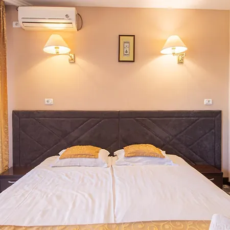 Casa Muresan Szálloda 3*